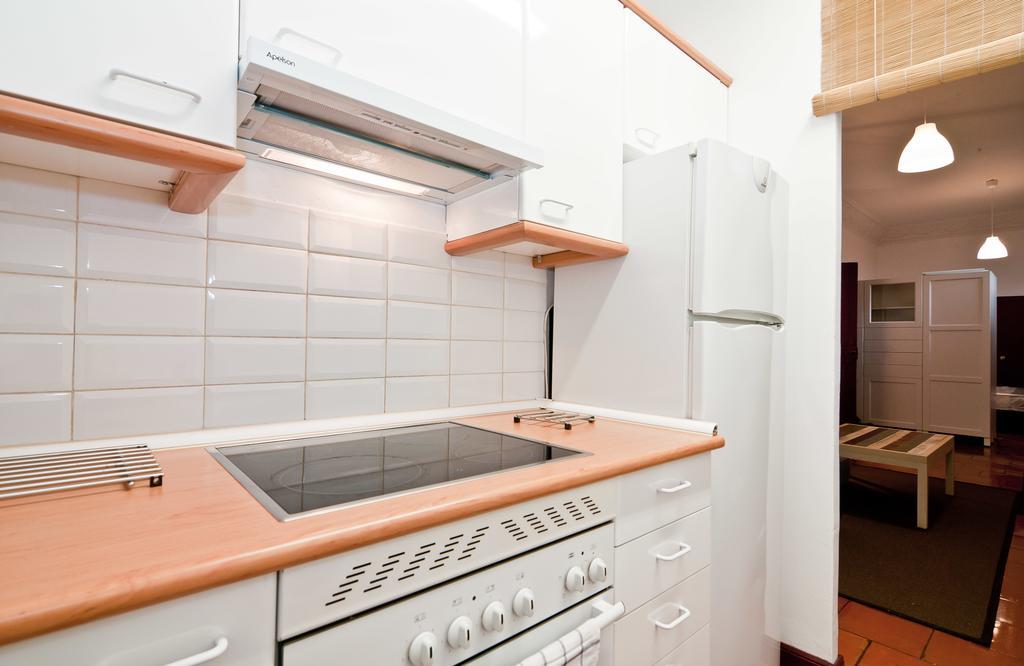 Apartamentos Madrid Retiro Rum bild