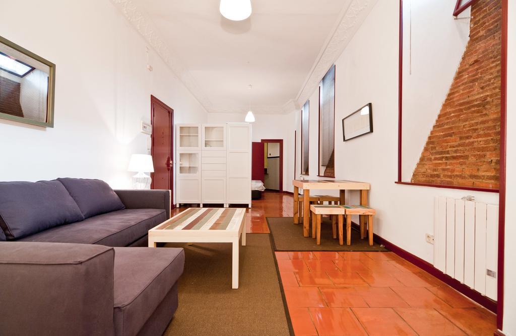Apartamentos Madrid Retiro Rum bild