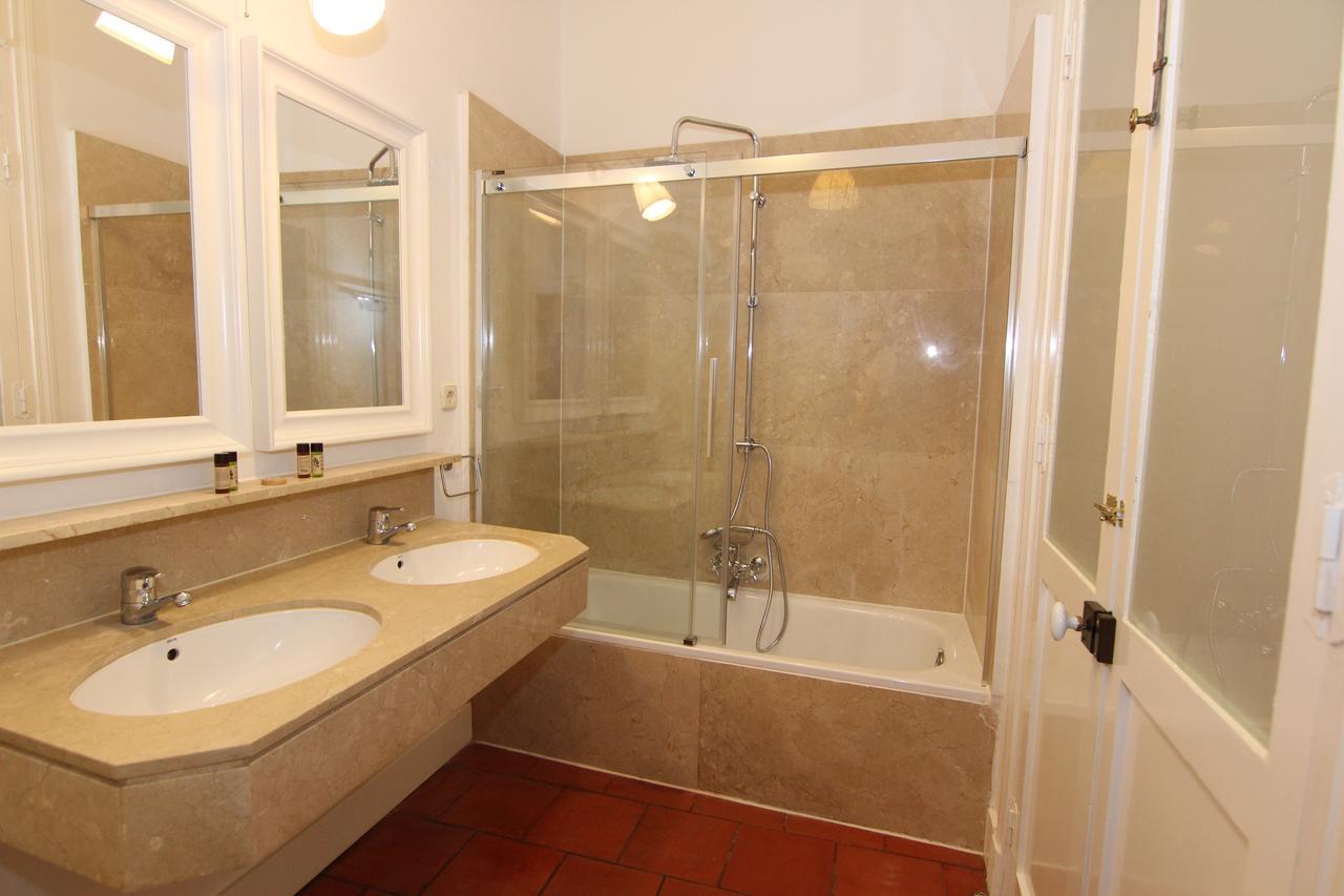 Apartamentos Madrid Retiro Exteriör bild