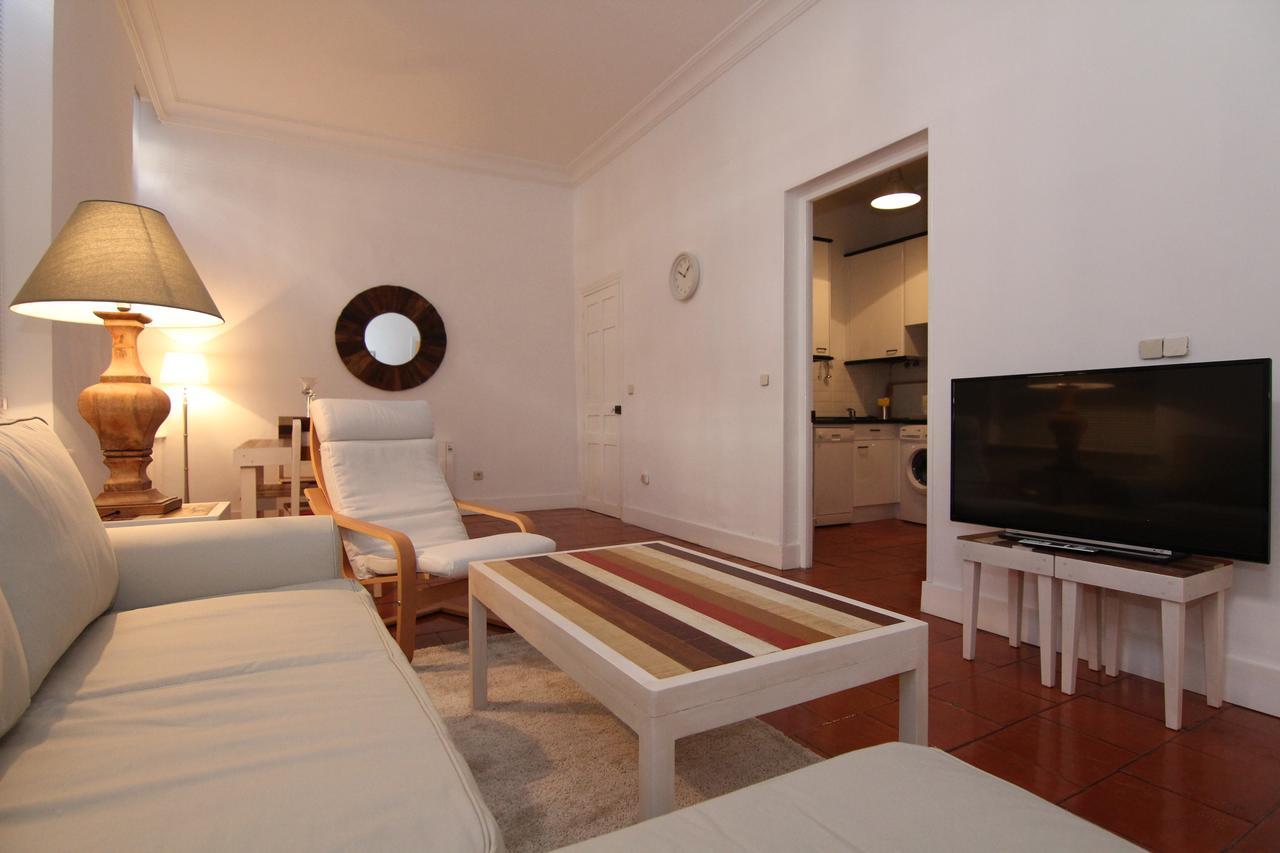 Apartamentos Madrid Retiro Exteriör bild