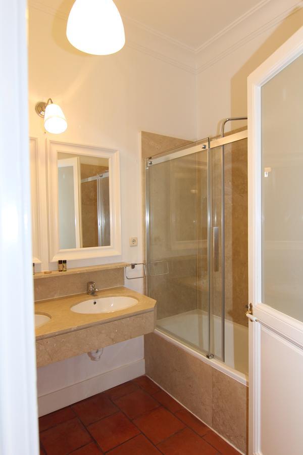 Apartamentos Madrid Retiro Exteriör bild